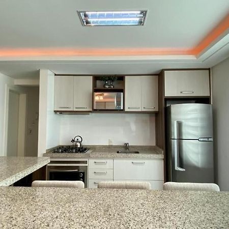 בומבינאס Solar Das Ilhas - Aconchegante Apartamento Na Linda Praia De 4 Ilhas מראה חיצוני תמונה