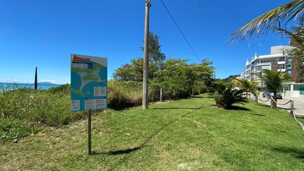 בומבינאס Solar Das Ilhas - Aconchegante Apartamento Na Linda Praia De 4 Ilhas מראה חיצוני תמונה